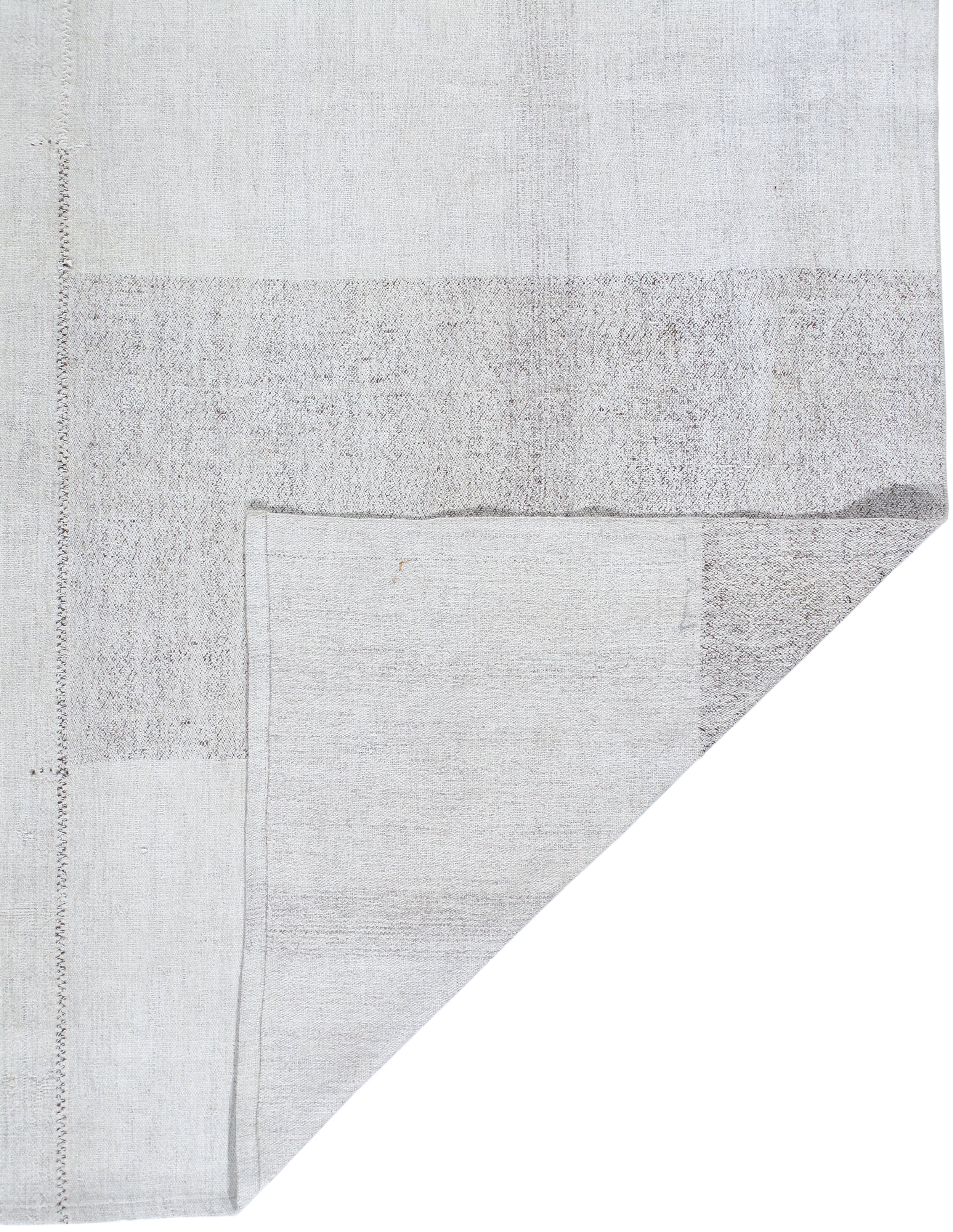 Contemporary Ivory Flatweave Rug with Subtle Geometric Blocks