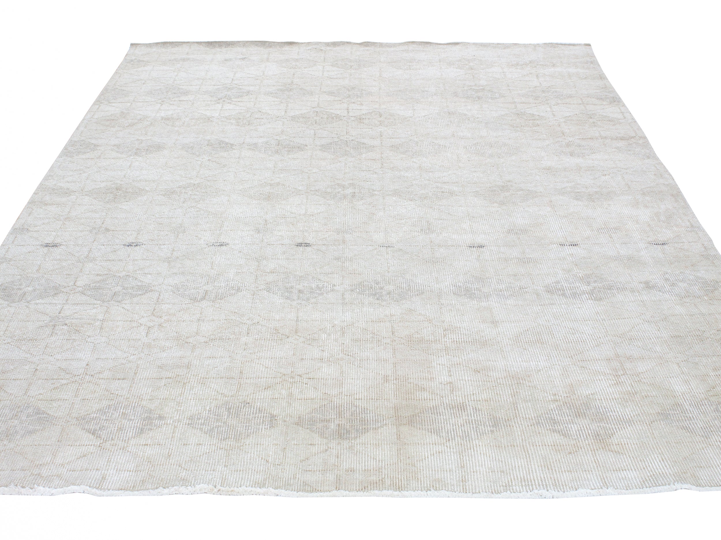 Faded Ivory Flatweave Rug with Subtle Tribal Motif