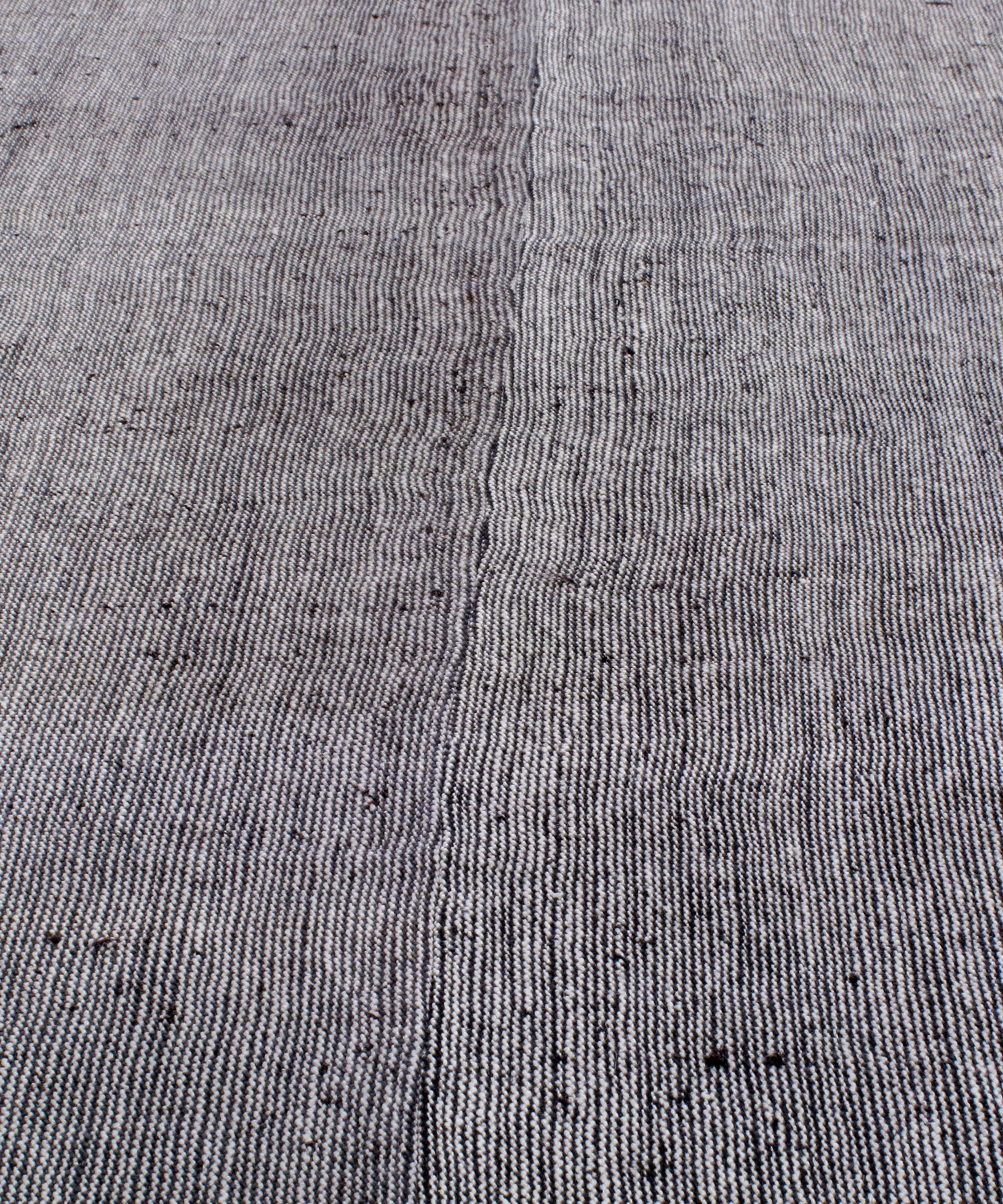 Charcoal & Silver Ripple Flatweave Rug