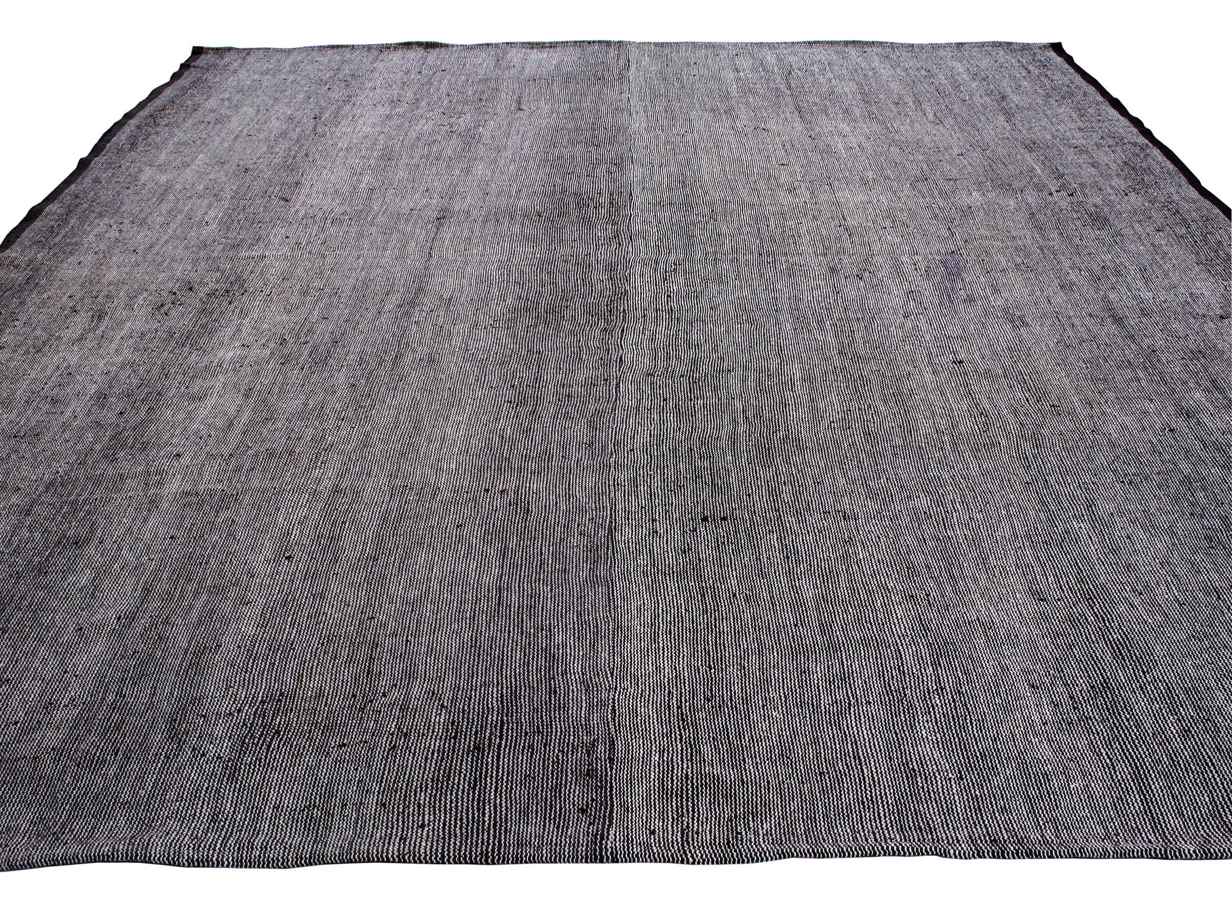 Charcoal & Silver Ripple Flatweave Rug