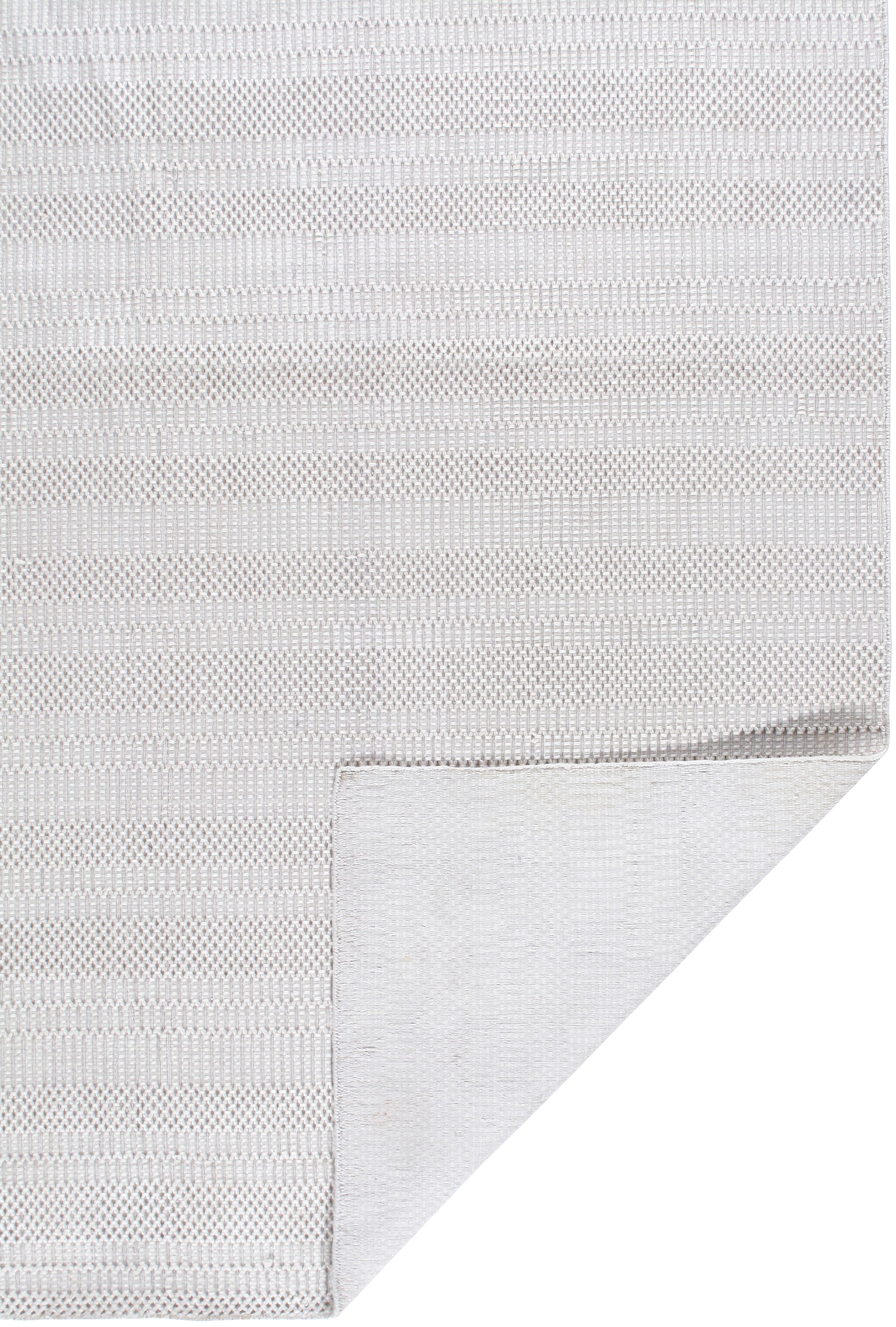 Minimalist Ivory Flatweave with Subtle Horizontal Texture