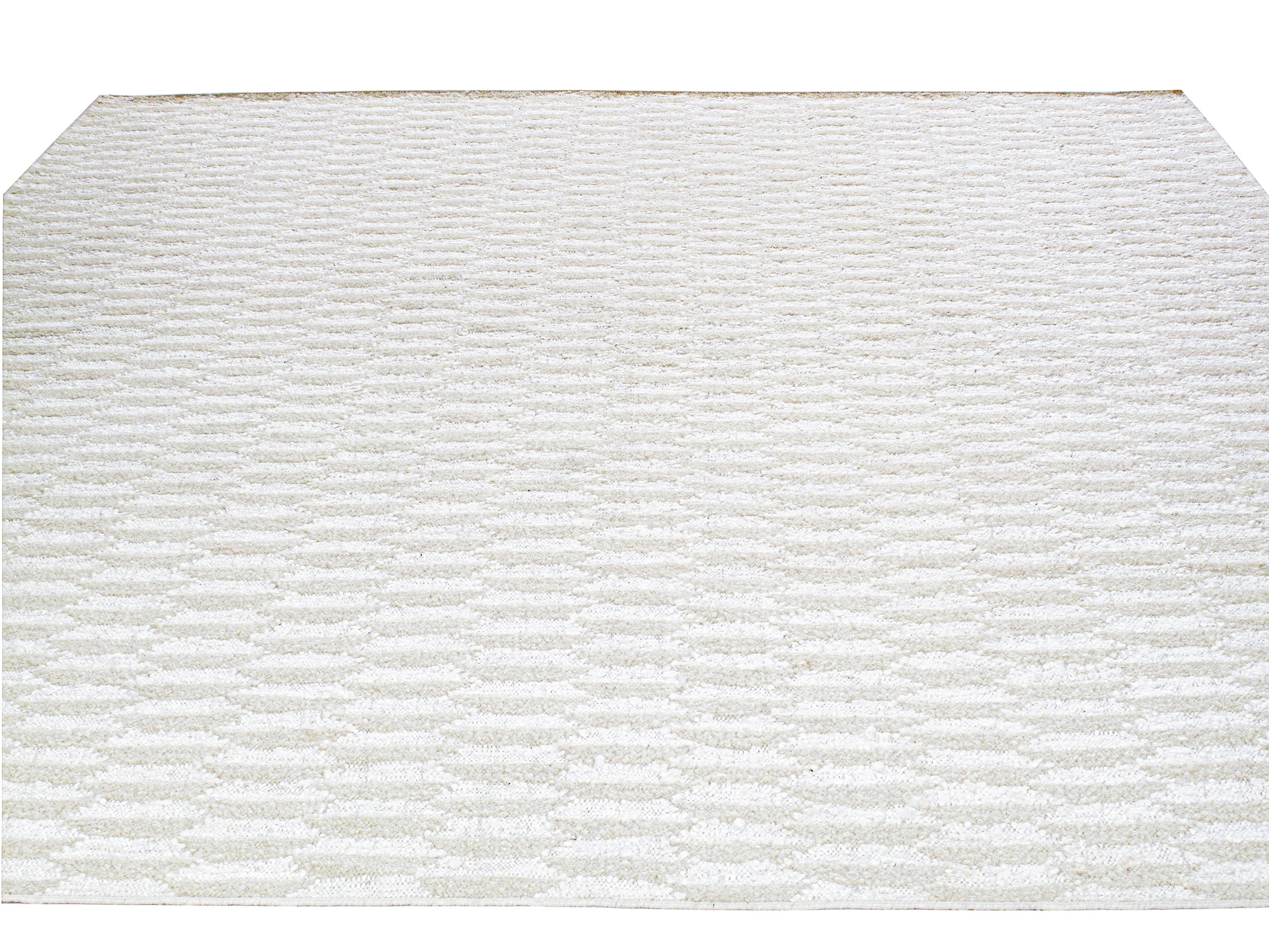 Ivory Woven Bubble Flatweave Rug