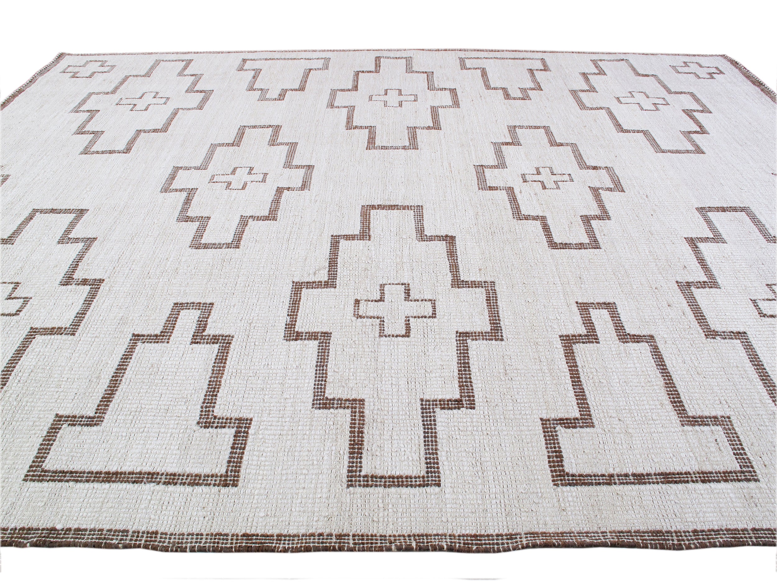 Vintage-Inspired Geometric Flatweave Rug with Tribal Cross Motif