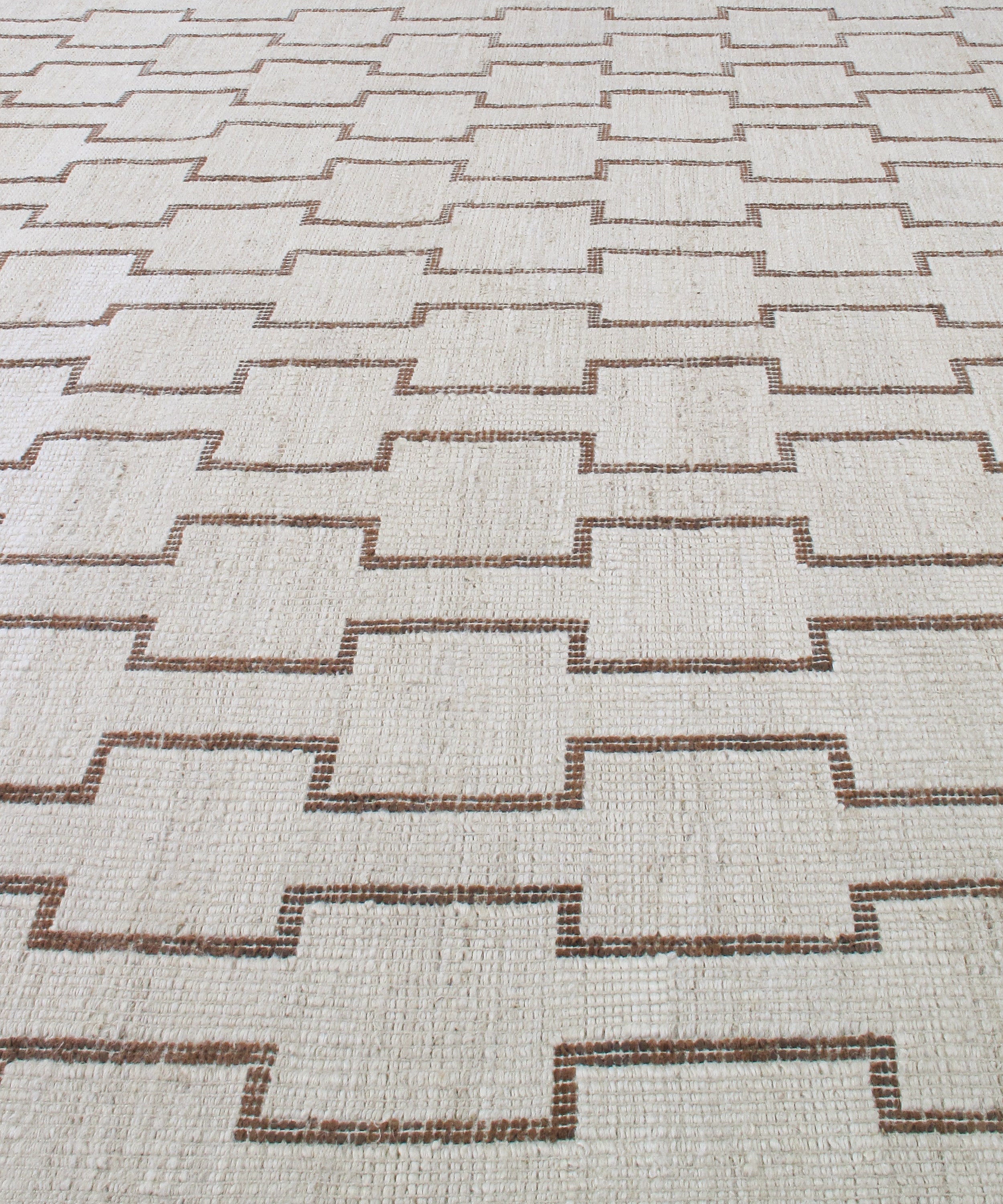 Modern Tribal Flatweave Rug with Linked Block Pattern in Ivory & Brown
