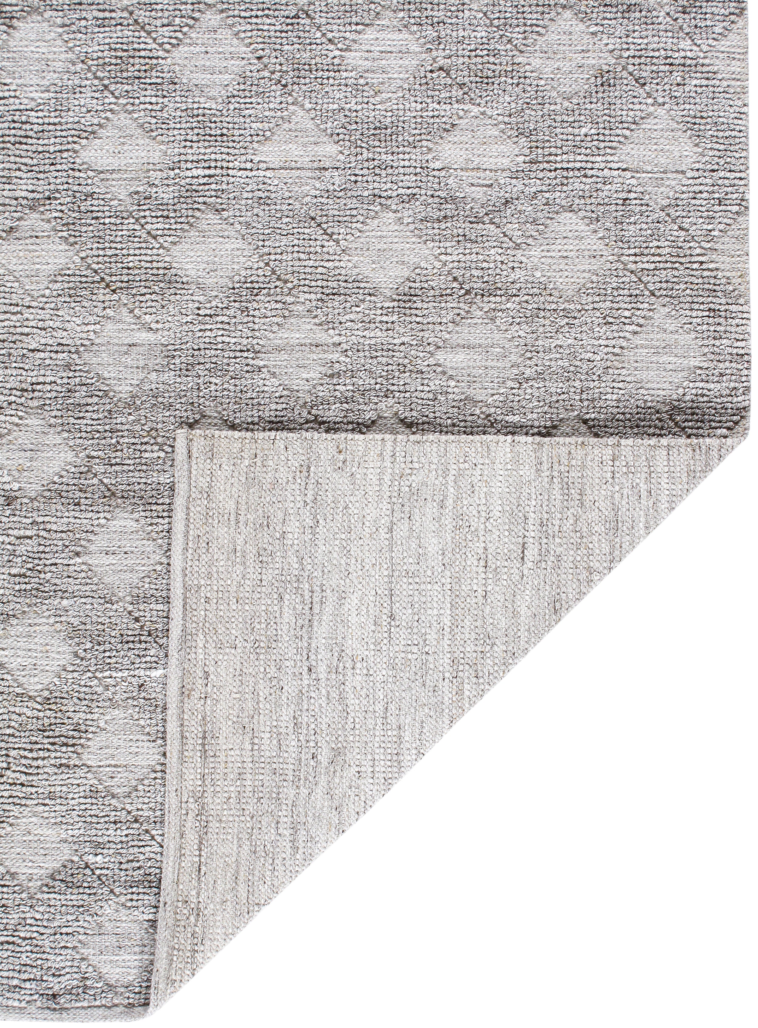 Textured Diamond Lattice Flatweave Rug in Gray and Ivory