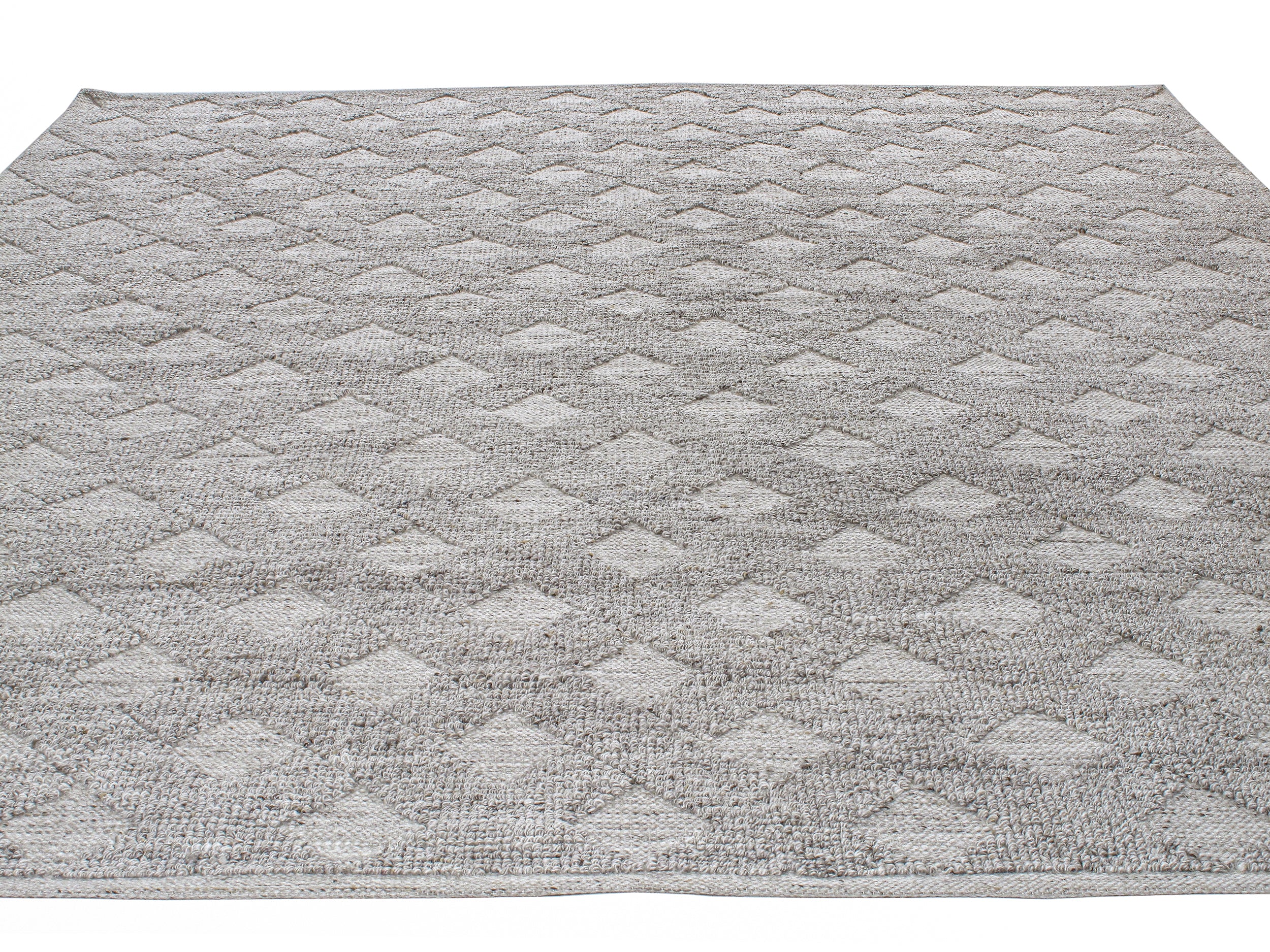 Textured Diamond Lattice Flatweave Rug in Gray and Ivory