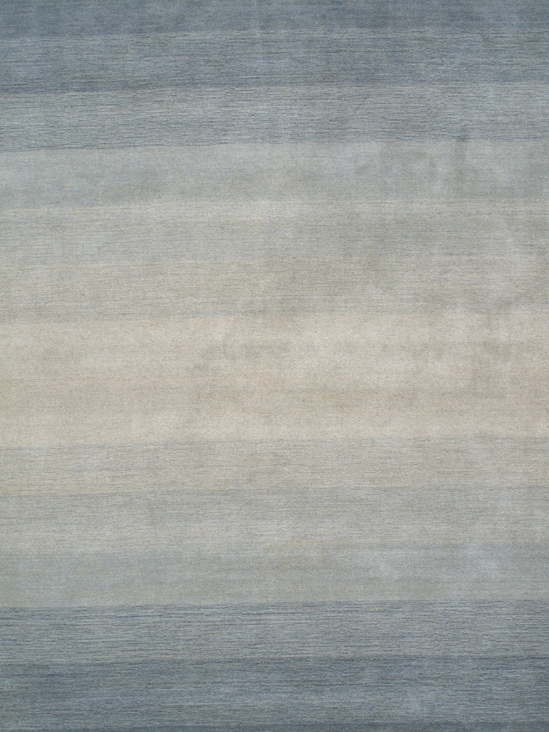 Modern Ombre Rug in Cool Grey and Soft Ivory Gradient