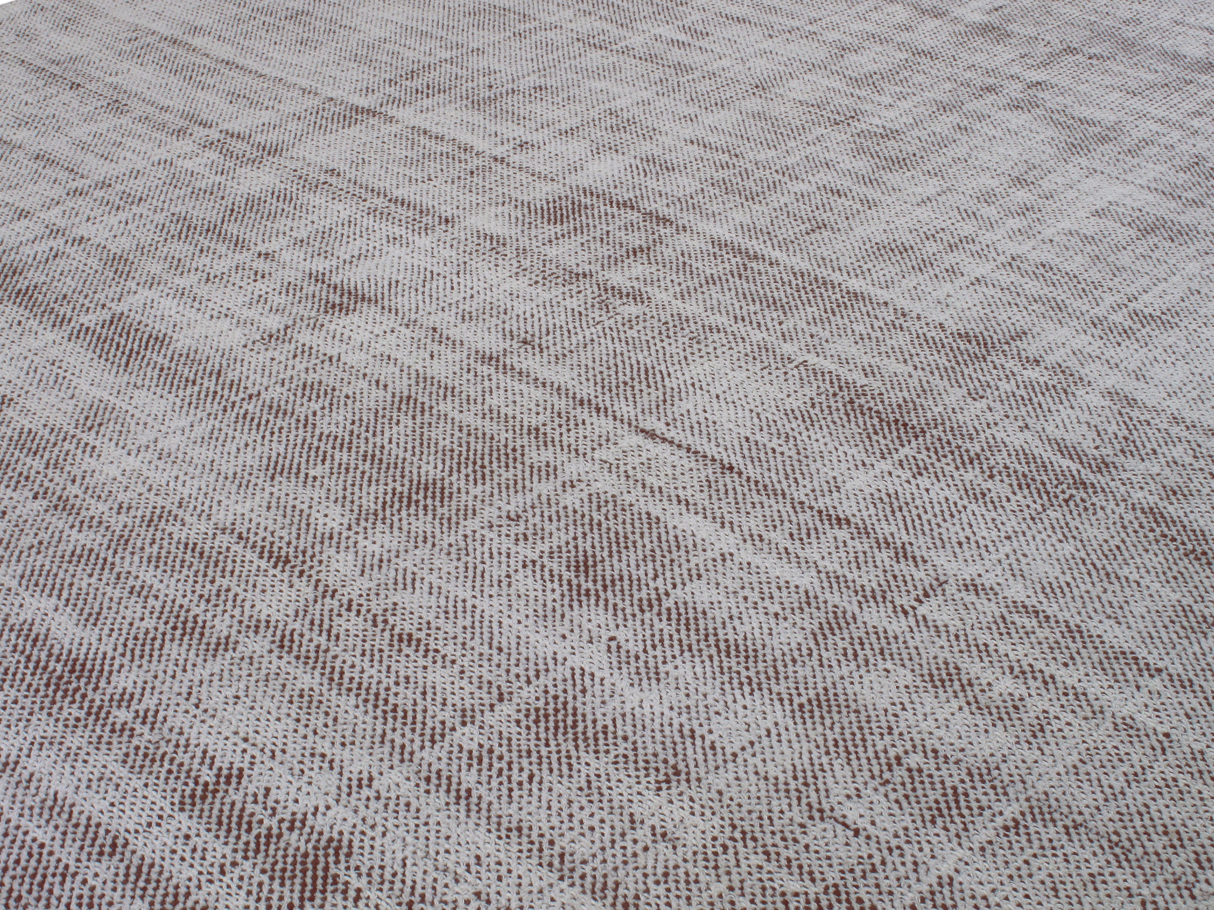 Handwoven Textural Rug in Heathered Charcoal and Ash Grey