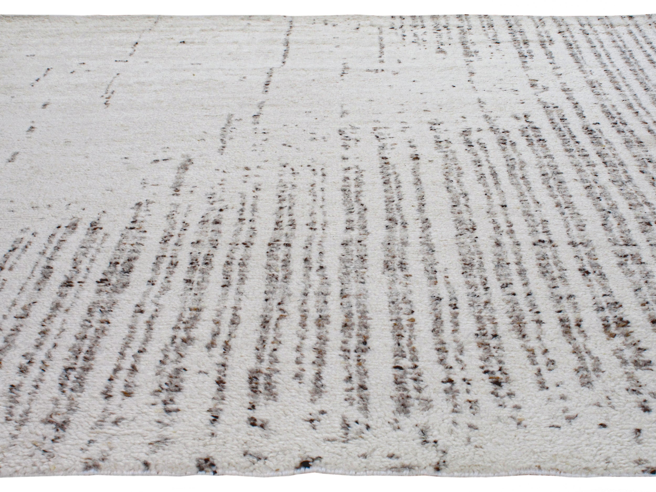 Abstract Linear Wool Rug in Ivory with Charcoal Textured Accents