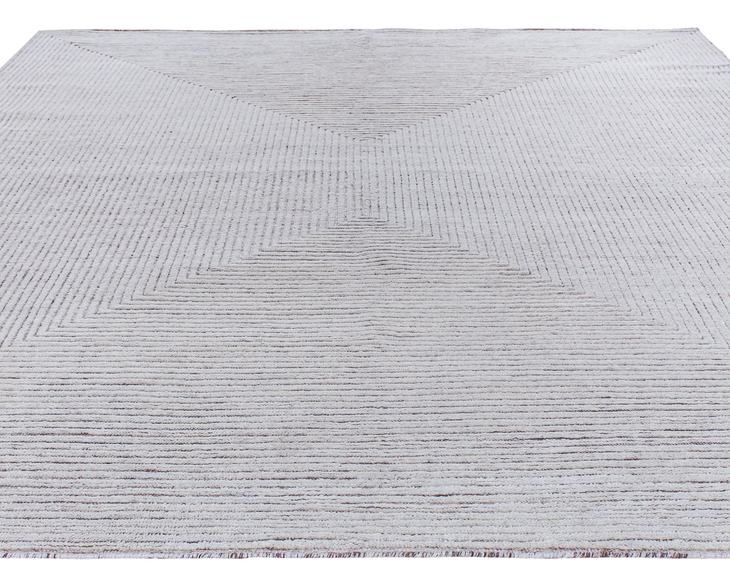 Minimalist Geometric Rug in Cool Silver and Graphite