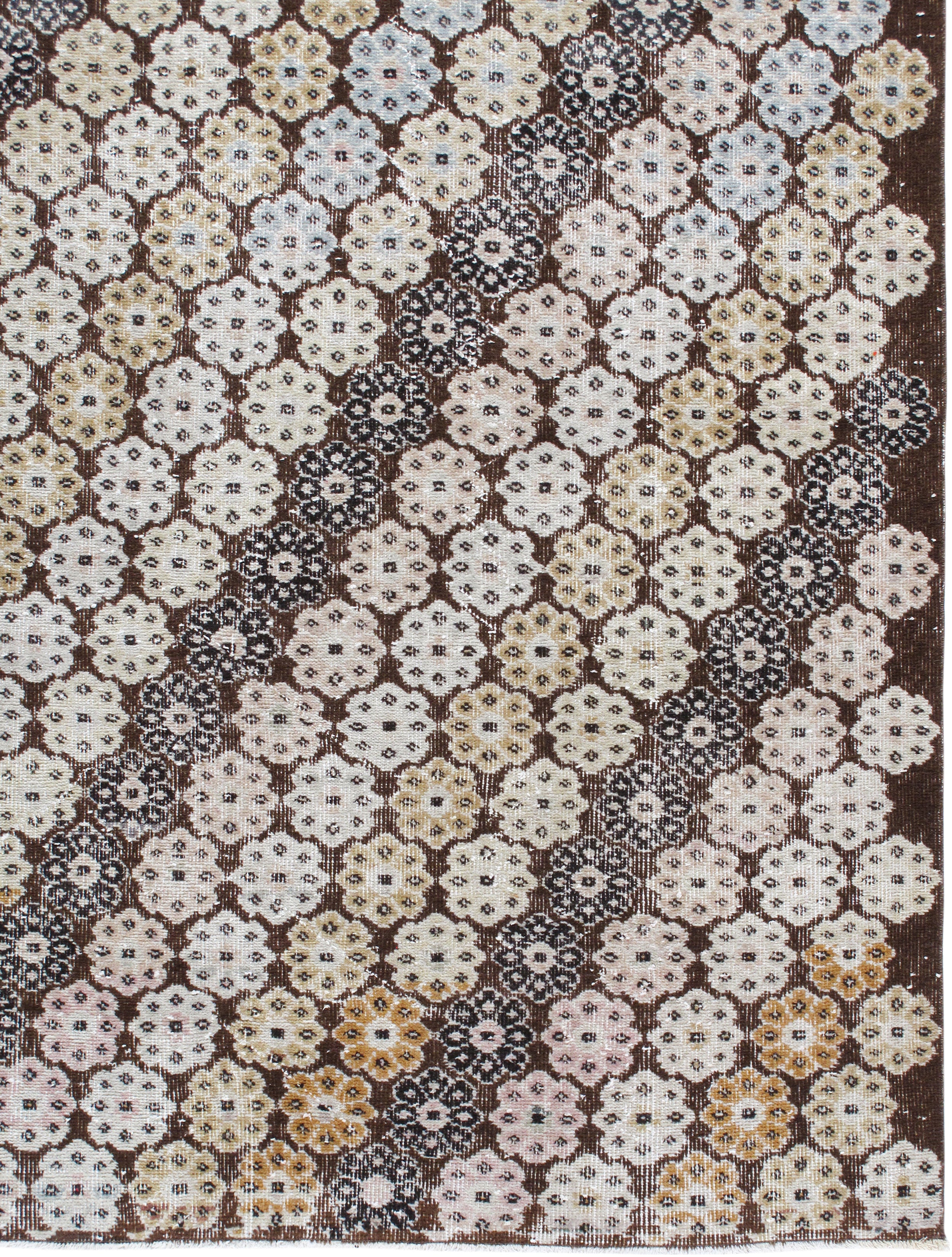Vintage Floral Medallion Flatweave Rug in Soft Pastels