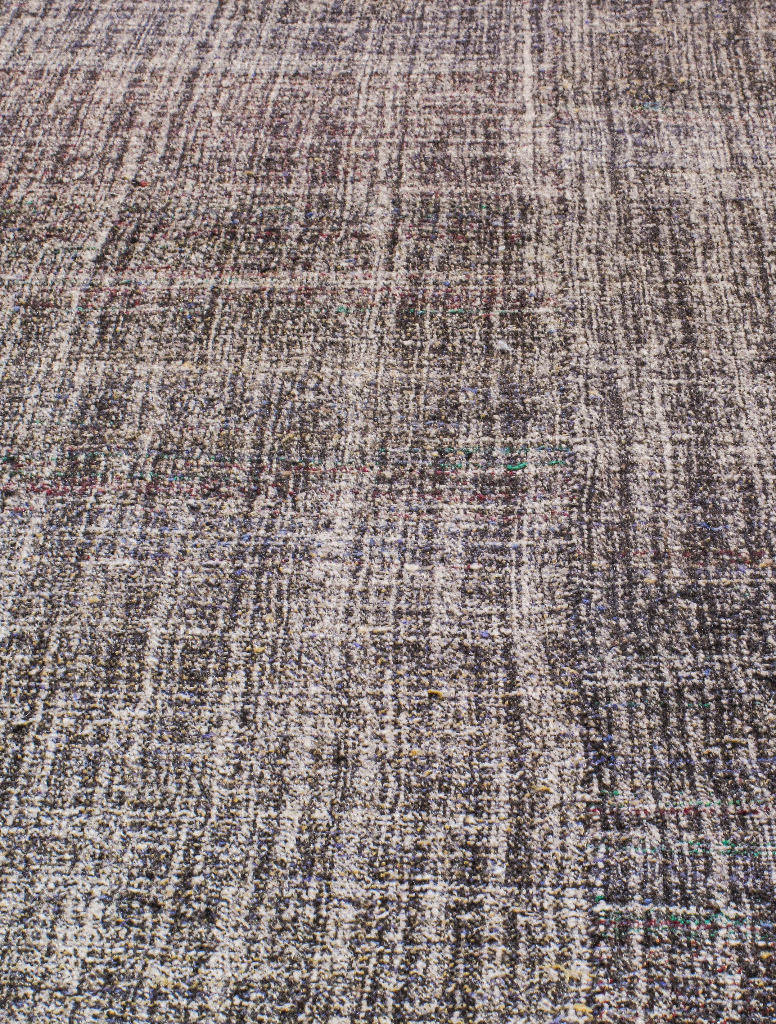 Vintage Earth-Toned Flatweave Rug with Subtle Color Shifts