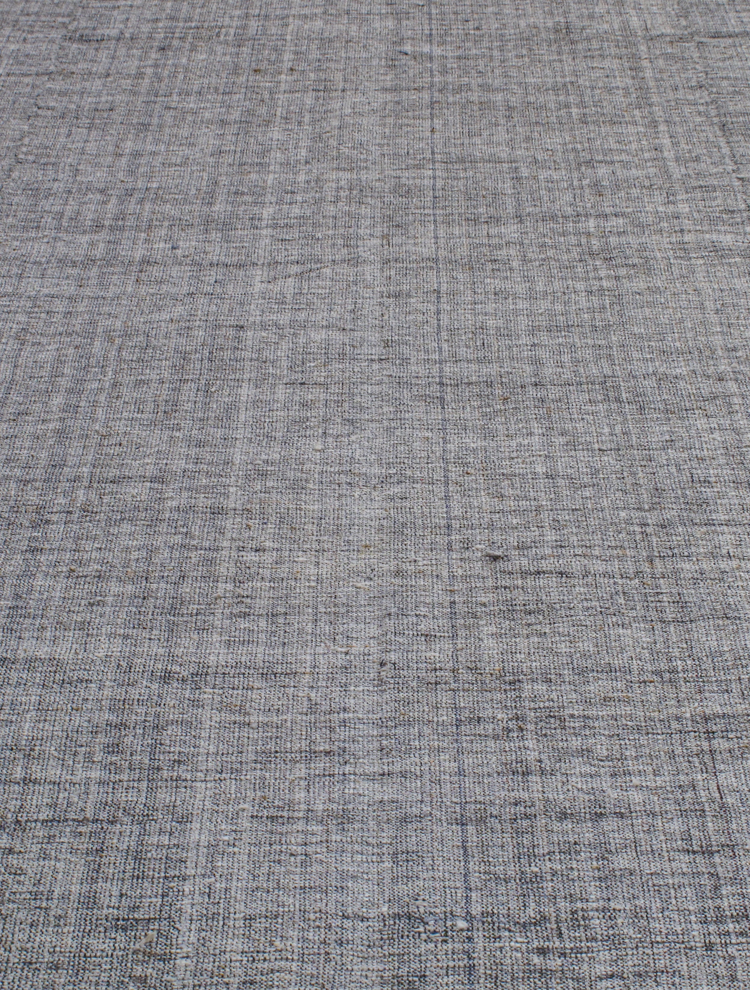 Modern Charcoal Flatweave Rug with Tonal Texture