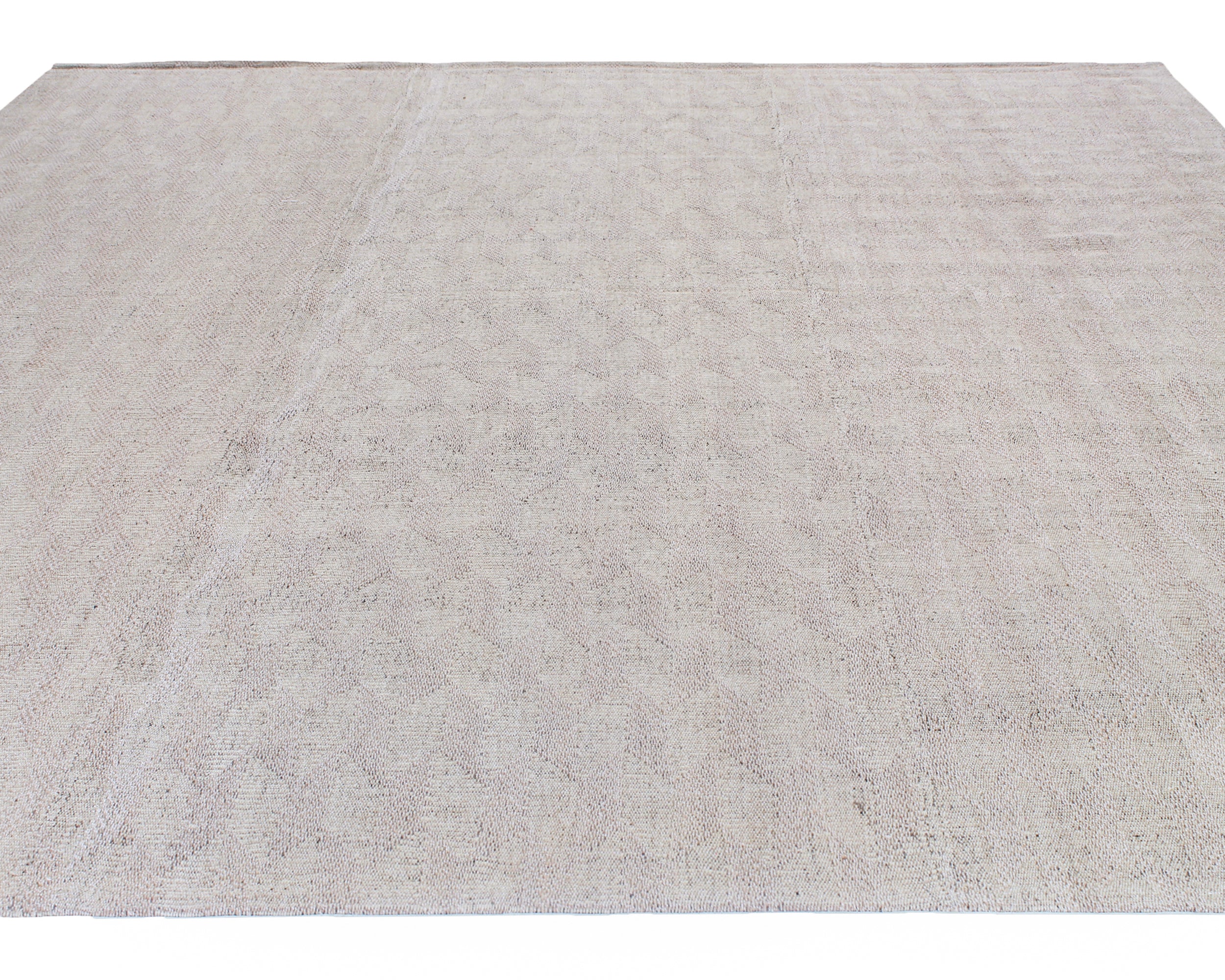 Neutral Grey Wool Rug with Soft Grid Texture and Tonal Depth