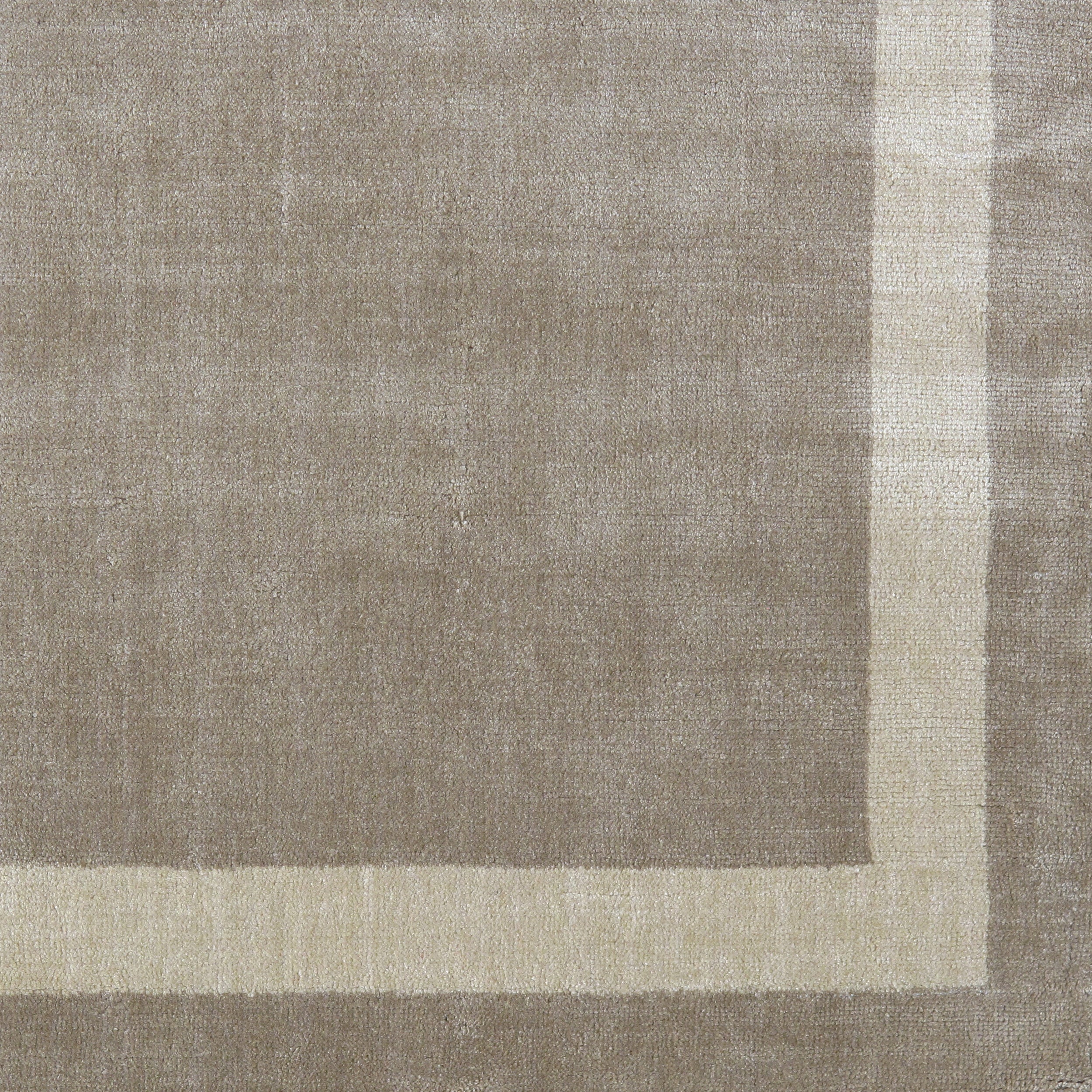 Modern Wool &amp; Silk Rug in The Sand Veil